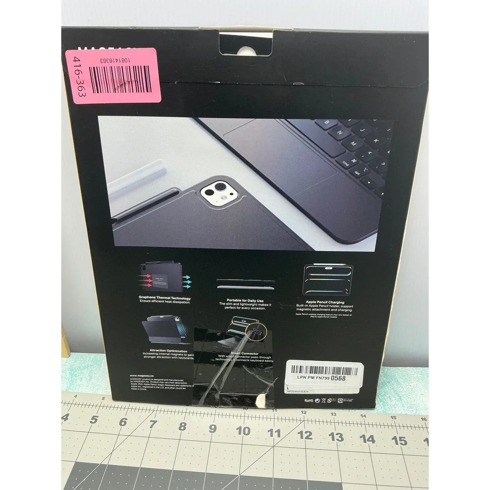 JETech Case for iPad Pro 11-Inch M4 M5 Black Slim Protective Trifold Stand Cover